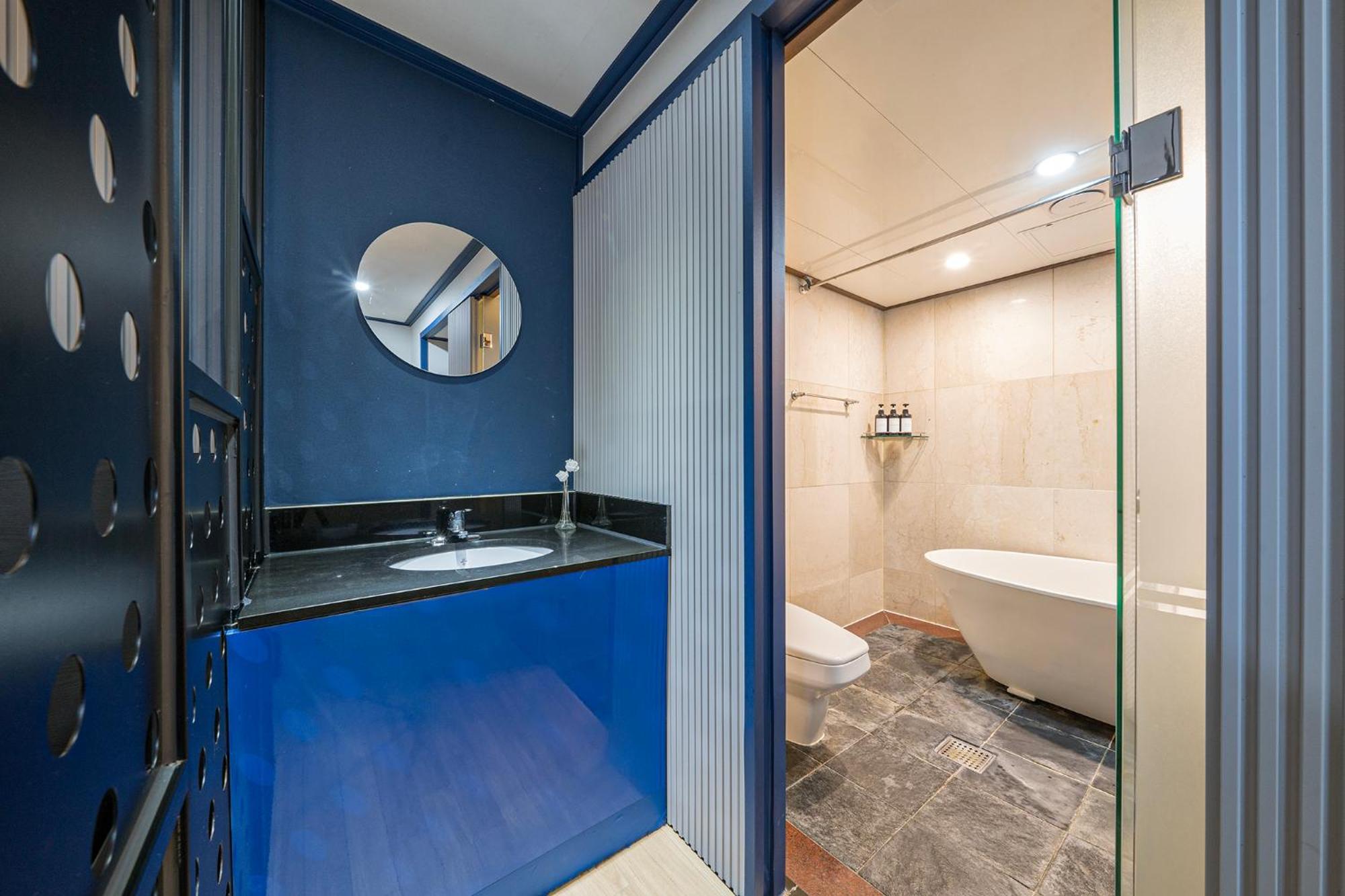 Noblesse Hotel Чеджудо Экстерьер фото