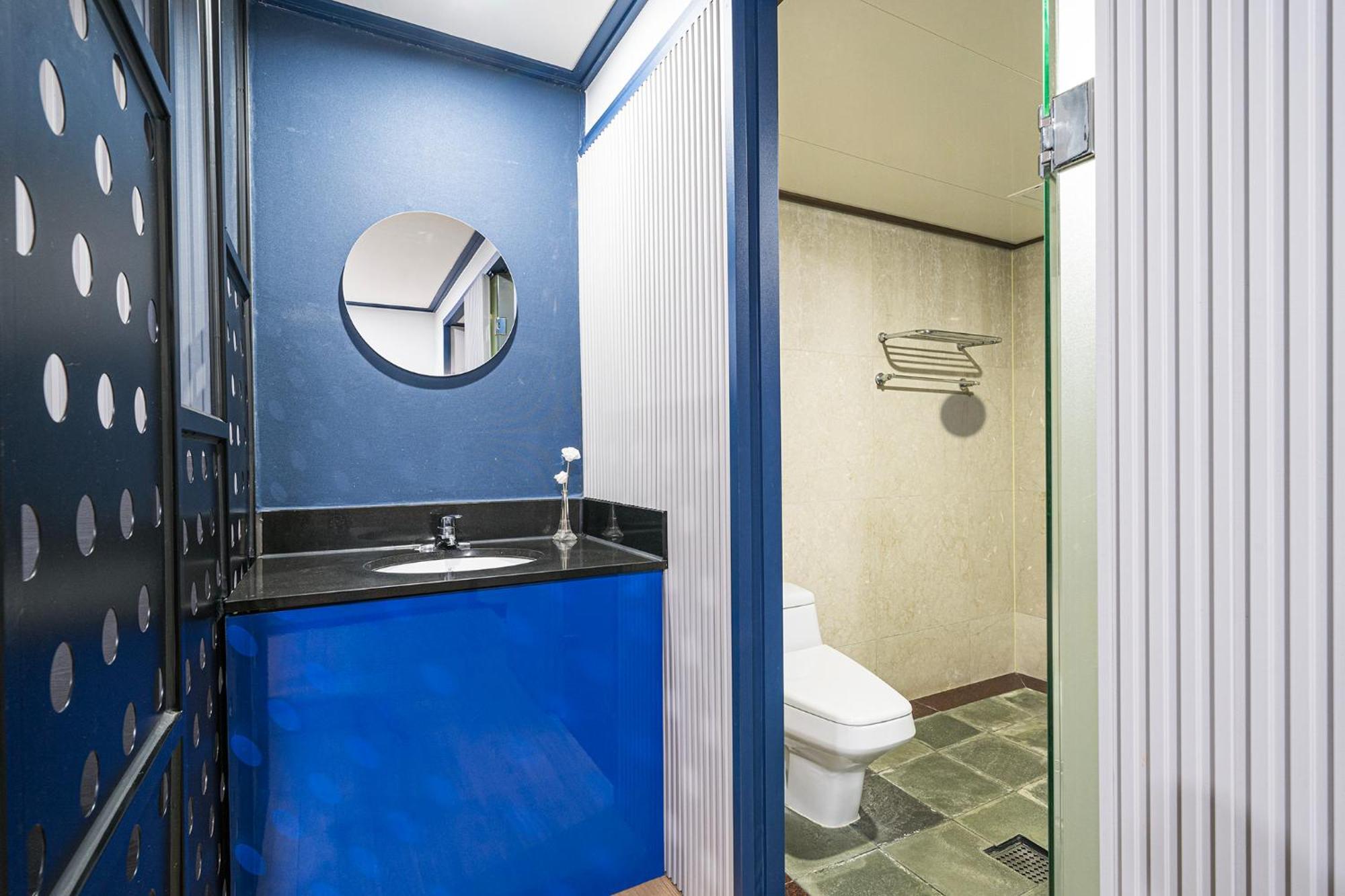 Noblesse Hotel Чеджудо Экстерьер фото